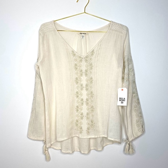 Billabong Tops - Billabong Metallic Embroidered Cottagecore Peasant V-Neck Cream Blouse NWT Small